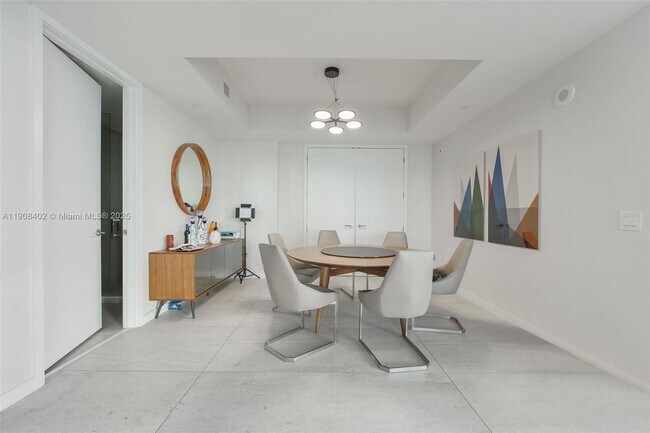 Photo - 851 NE 1st Ave Unit 4612