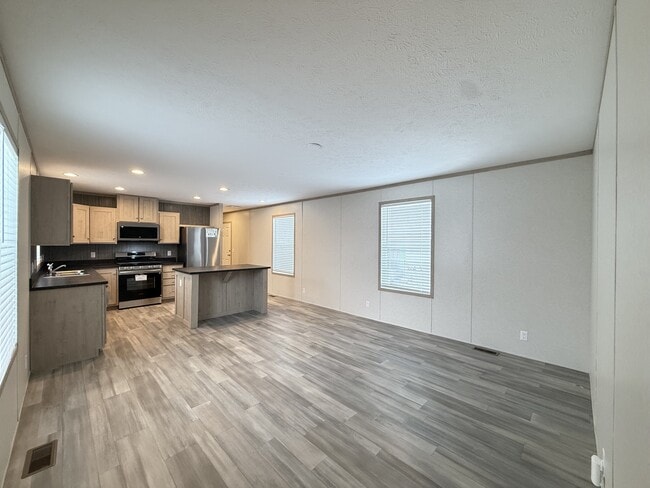 Photo - 29773 W Deerfield Ct