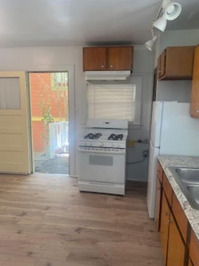 Photo - 325 Ohio St Unit 325 Ohio Street B