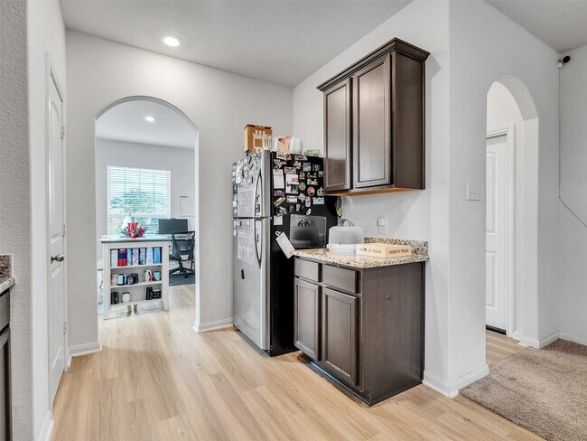 Photo - 2123 Mule Ridge Dr