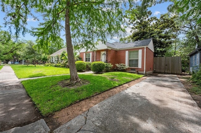 Photo - 2311 Addison Rd