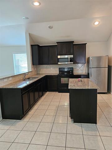 Photo - 421 Haddington St