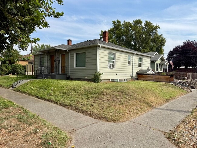 Photo - 1027 7th St Unidad 1027 7th Street