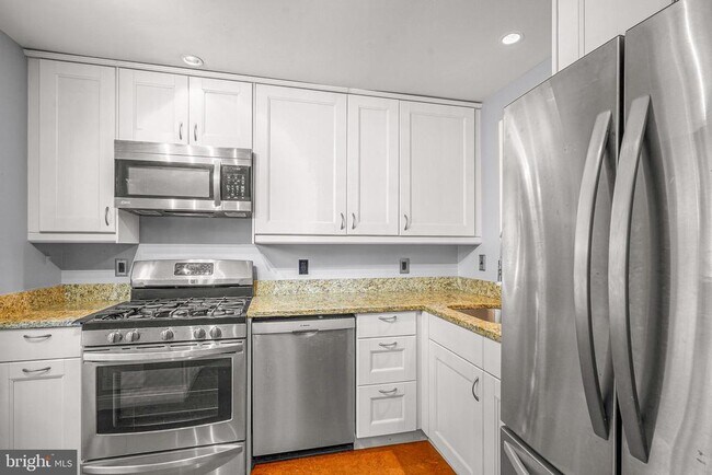 Photo - 1012 Oronoco St