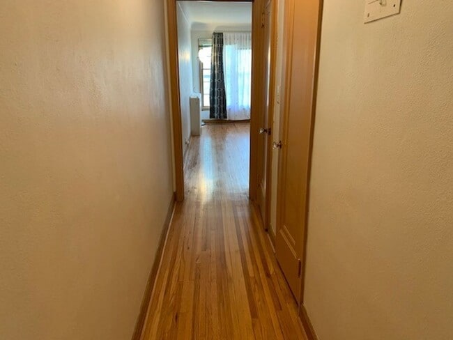 Photo - Sunny 2-Bedroom Apartment with Heat Included – Great Location! Unidad 714 7th Ave So.  1