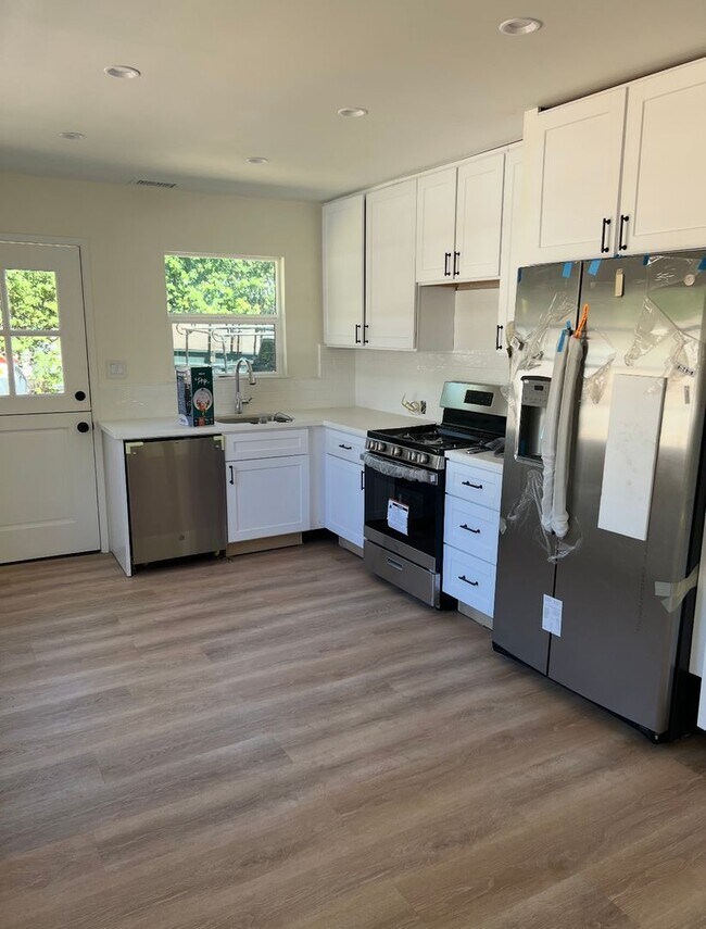 256 N Alvarado St Unit Front House