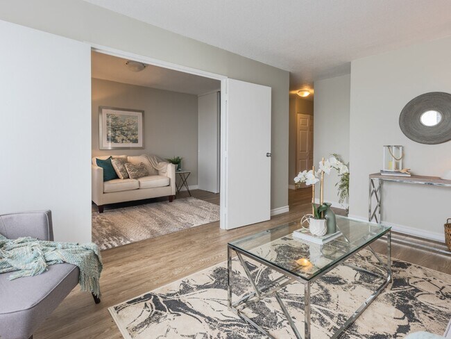 Photo - Ogilvie on the Park