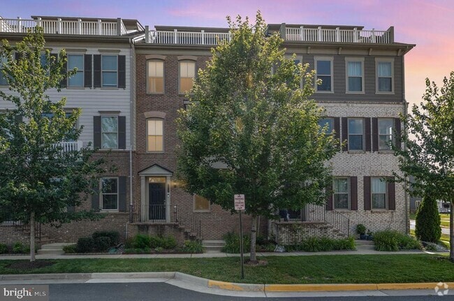 Building Photo - 1729 Cottonwood Grove Rd Rental