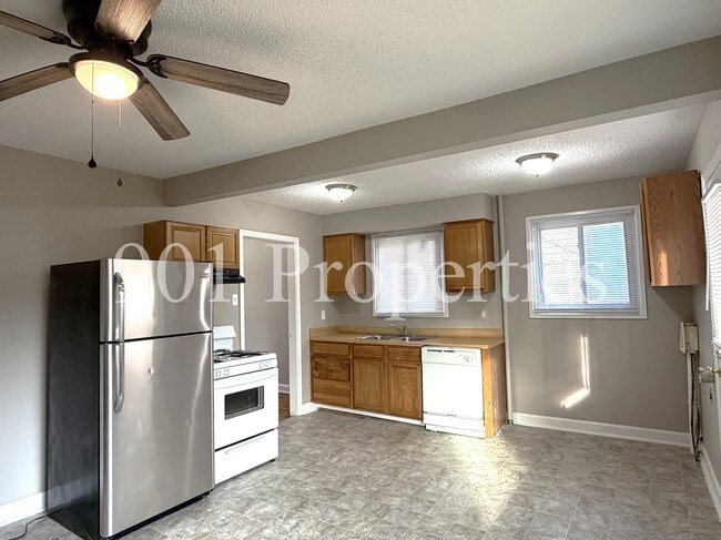 Photo - 4199 Atwood Ave