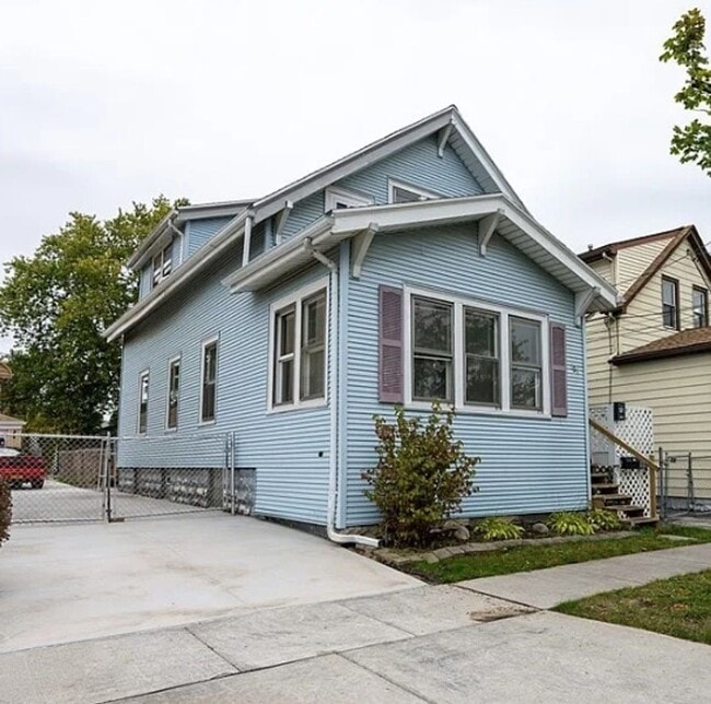 Photo - 108 David Ave