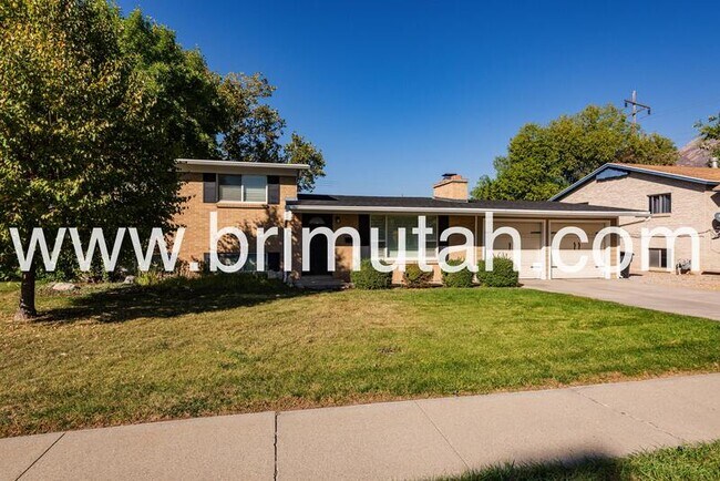 Photo - 1983 E 6850 S House
