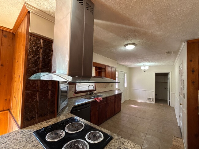 Photo - Room in House on Pleasant Hill Rd