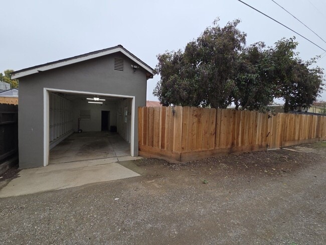 Photo - Elegant home with classic charm