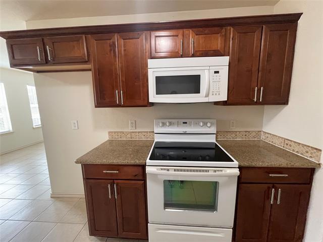 Photo - 1111 Parkway Trail