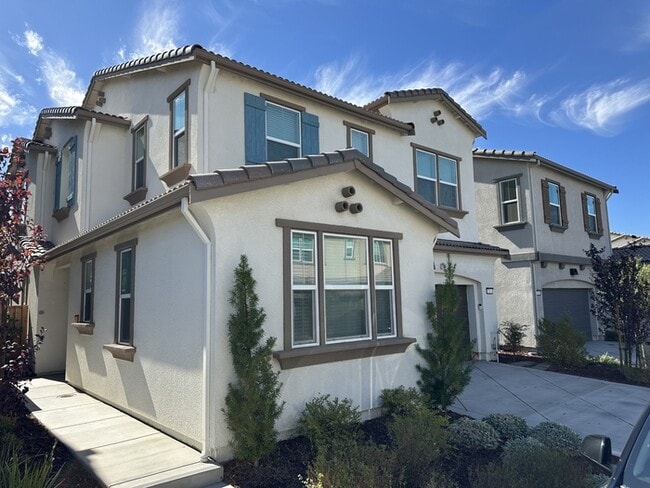 Building Photo - 7329 Umberto Pl Rental