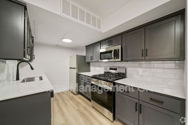 Building Photo - 4521 E 31st St Unit #61 Rental