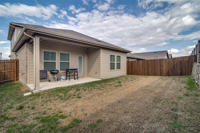 Photo - 808 Country Rd