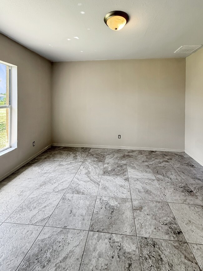 Photo - 2303 Ansel Ave S