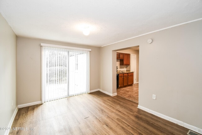 Photo - 6418 Ballejo Ct N