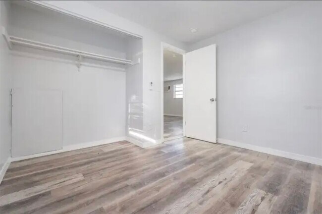 Photo - 1707 E Idell St