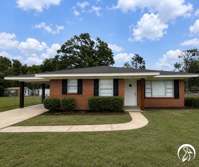 Building Photo - 2 Bedroom Home | West Monroe