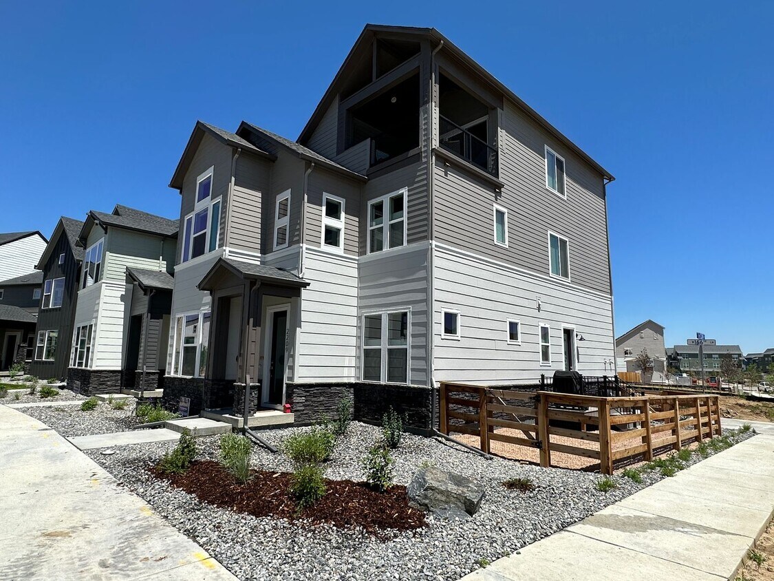 New Single Family Home in Baseline Broomfield - New Single Family Home in Baseline Broomfield