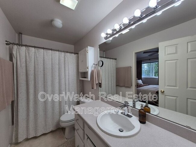 Photo - 3926 Lakehurst Cir Unit 1