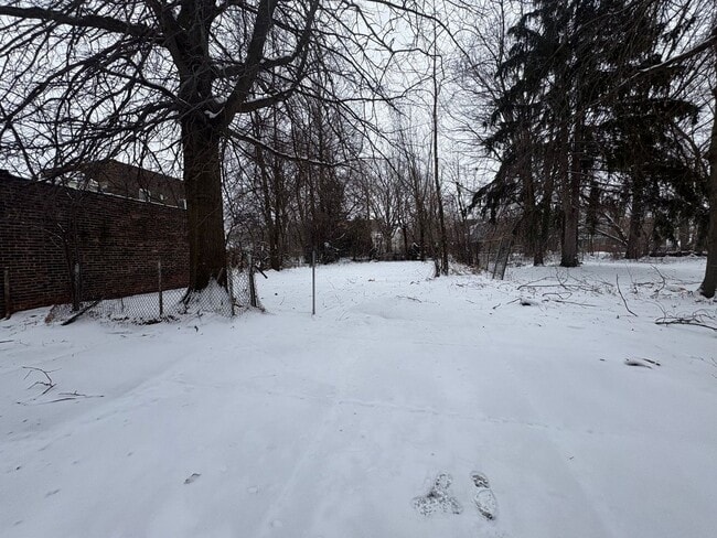 Photo - 15624 Halliday Ave Unit 15624 Halliday Ave UP