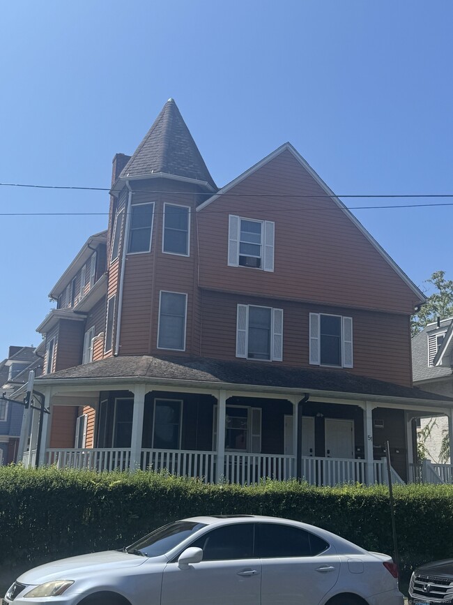 Building Photo - 51 Russ St Unit 51D