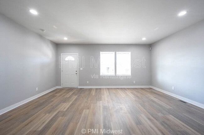 Photo - 151 Harlan St