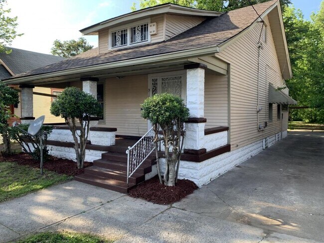 Photo - 3109 Dumesnil St