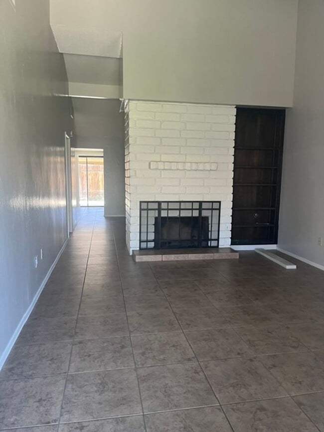 Photo - 7613 Quailwood Dr Unit 7613-B