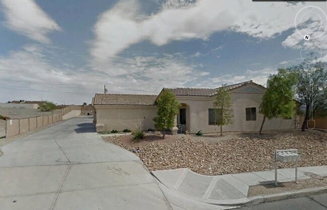 Building Photo - 2480 Palo Verde Blvd S