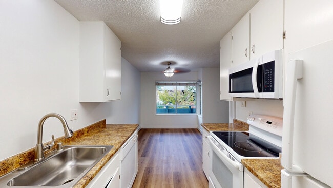 Photo - 827 Las Gallinas Ave Unit 211