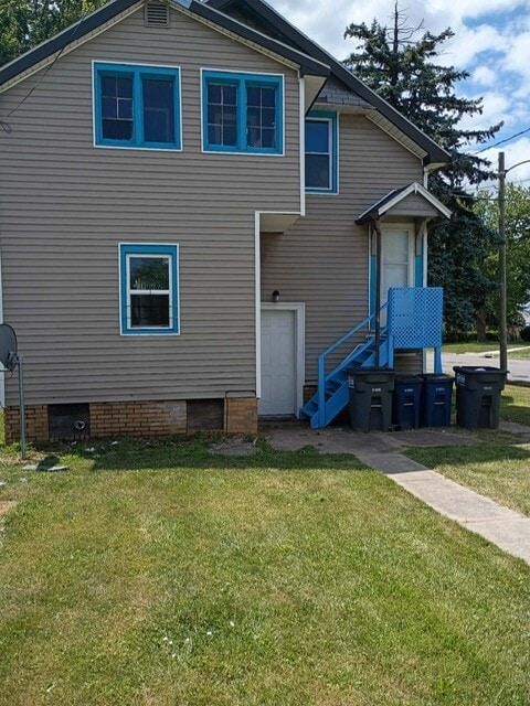 3430 Maple St
