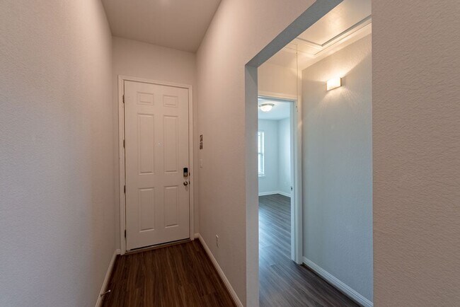 Photo - Experience Luxury Living: Perfect Blend of Comfort & Style in Your Dream Home! Schedule Viewing Now!