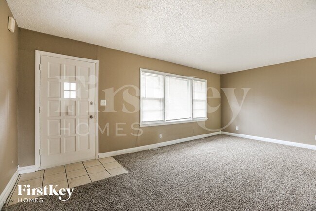 Photo - 9313 Fairwood Dr