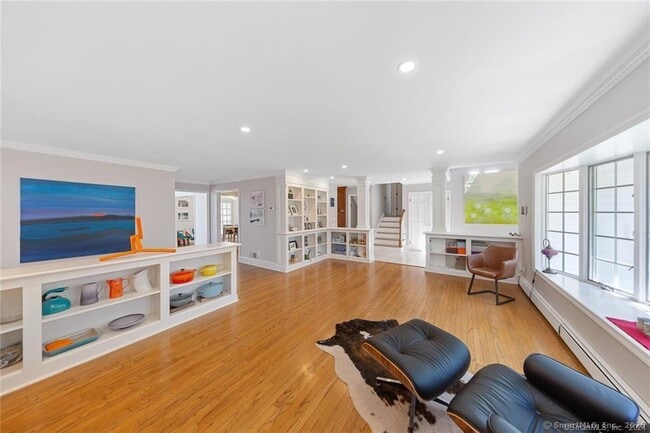 Photo - 41 Burr Farms Rd