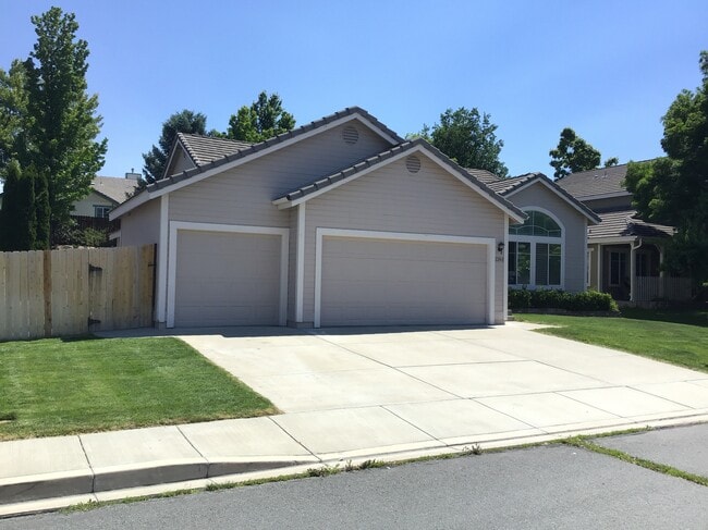 Photo - 2244 Stone View Dr