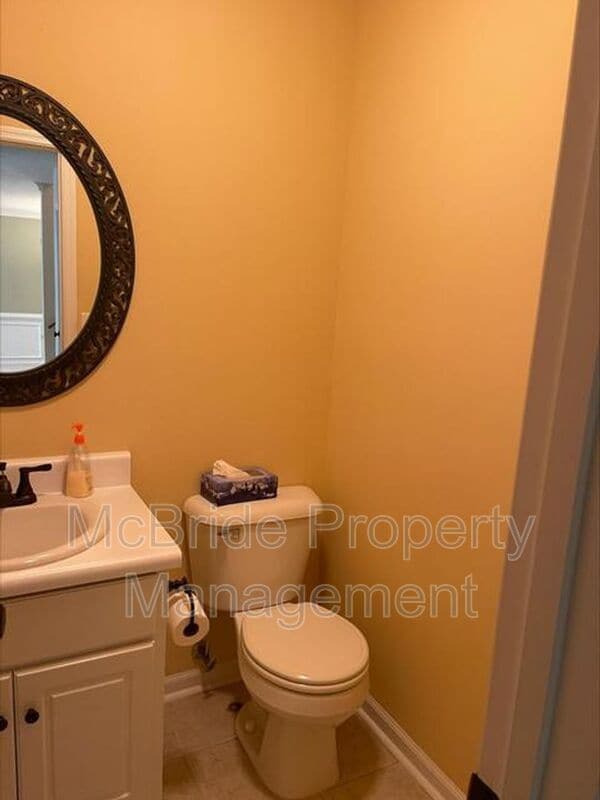 Photo - 429 Snead Way