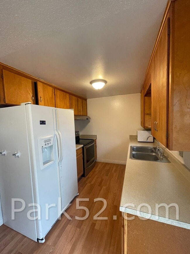 Photo - 2501 Bridgeport Way W Unit 2501