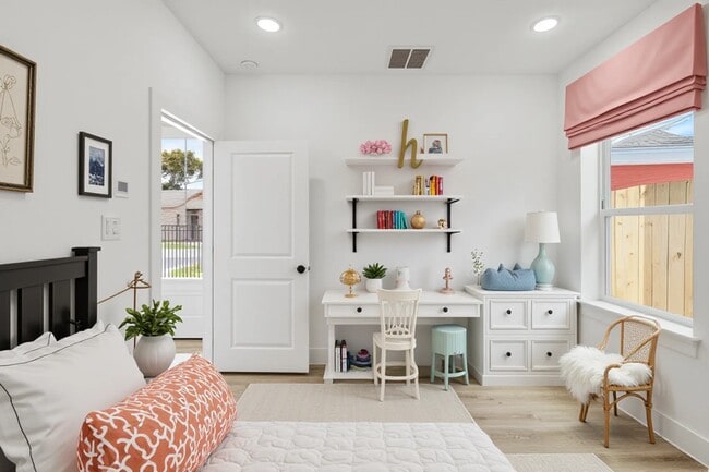 Photo - 111 Milby St