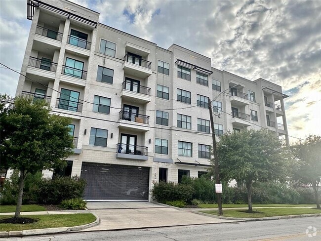 Building Photo - 1508 Blodgett St Unit 602 Rental