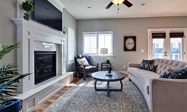 Photo - 4 bedroom/2.5 bathroom Townhome in Eagle Mountain