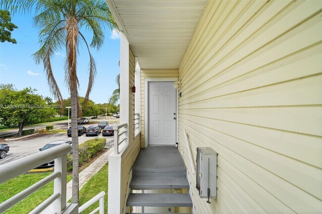 Photo - 3405 NW 44th St Unit 205