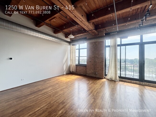 Photo - 1250 W Van Buren St Unit 415