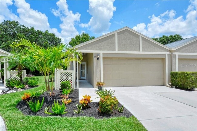 Building Photo - 220 Chartley Ct N Rental