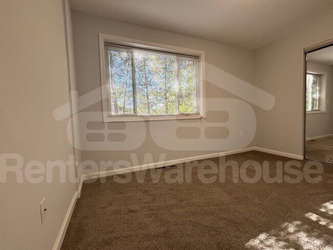 1216 Westview Terrace