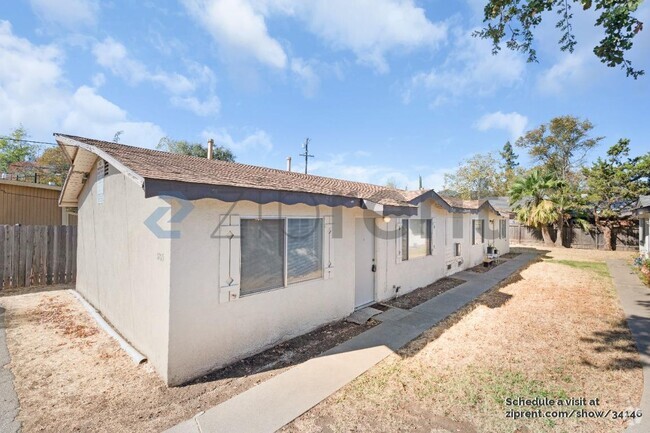 Building Photo - 1705 Kenwood St Rental