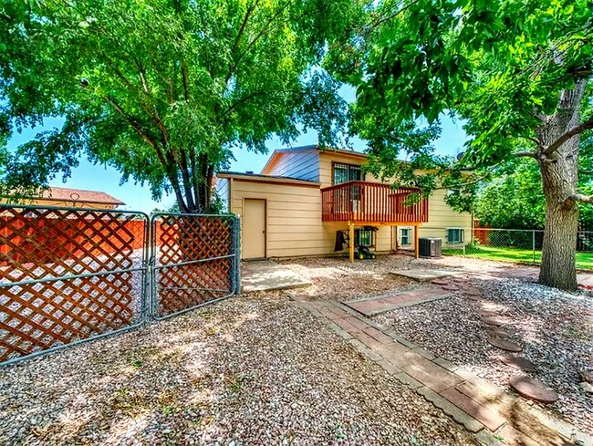 Photo - 501 Corte Sol